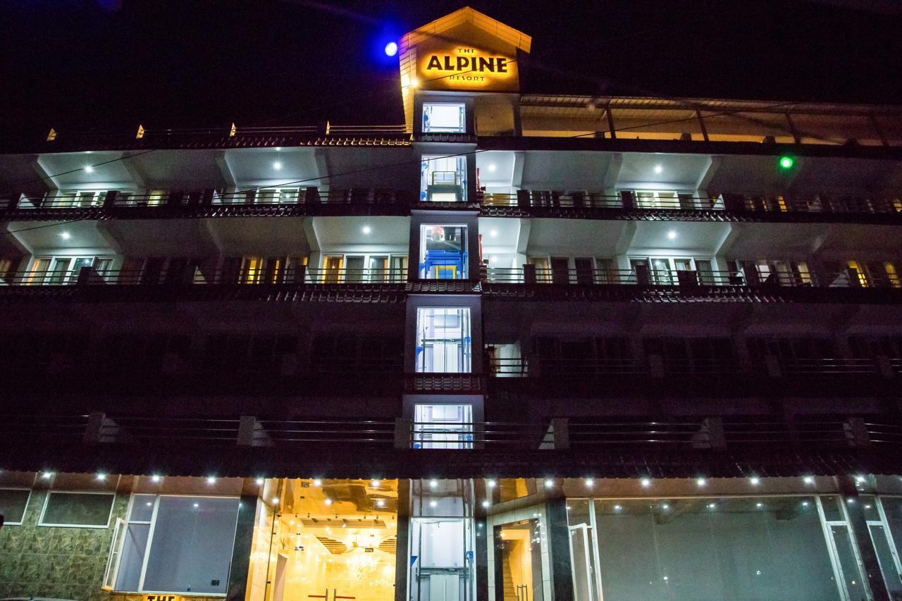 The Alpine Resort Lansdowne Exteriör bild
